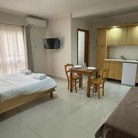 The Triton Aparthotel 3*