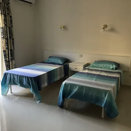 Aparthotel The Triton St. Paul's Bay