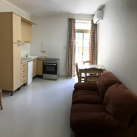 The Triton Aparthotel 3*