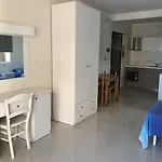 Aparthotel The Triton 3*