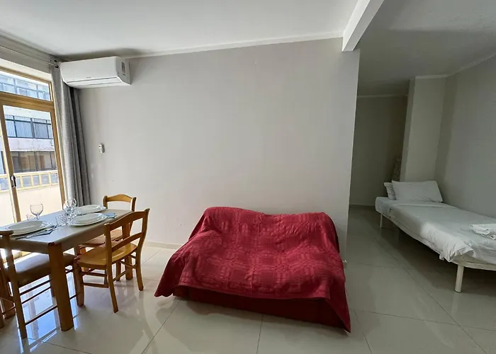 Apart Otel The Triton 3*