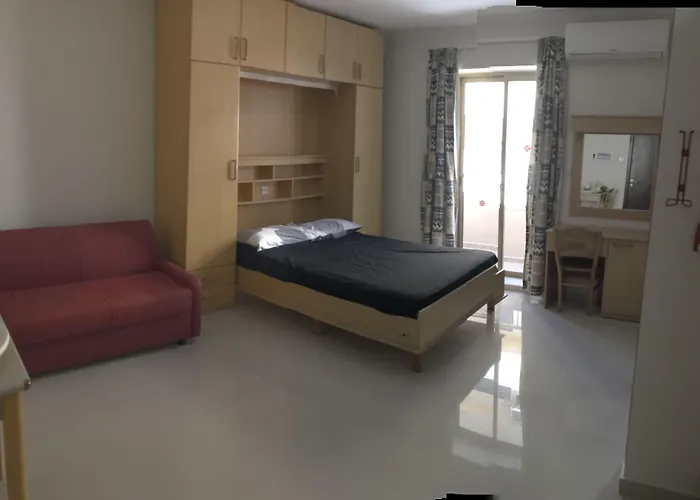 The Triton Apart Otel