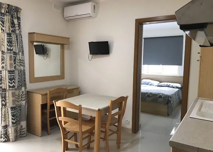 The Triton Apart Otel 3*