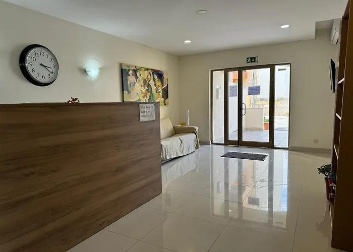 The Triton Apart Otel St. Paul's Bay