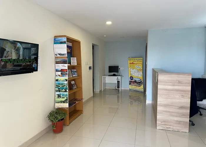 Apart Otel The Triton