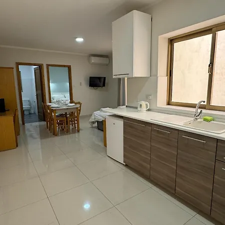Apart Otel The Triton
