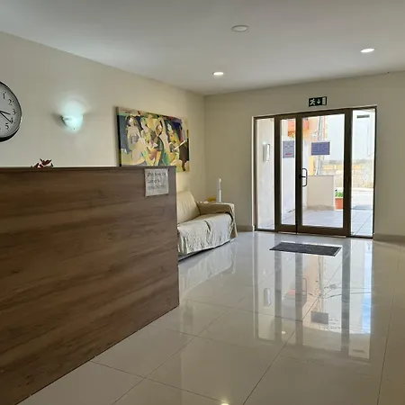 The Triton Apart Otel St. Paul's Bay