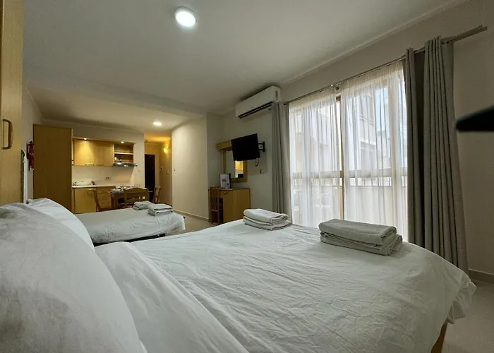 Apart Otel The Triton