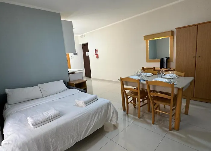 The Triton Apart Otel