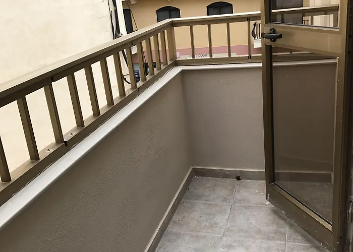 Apart Otel The Triton