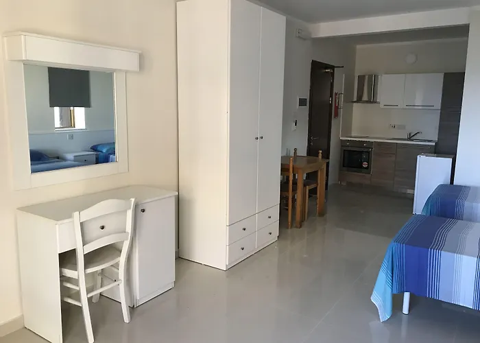 Apart Otel The Triton 3*